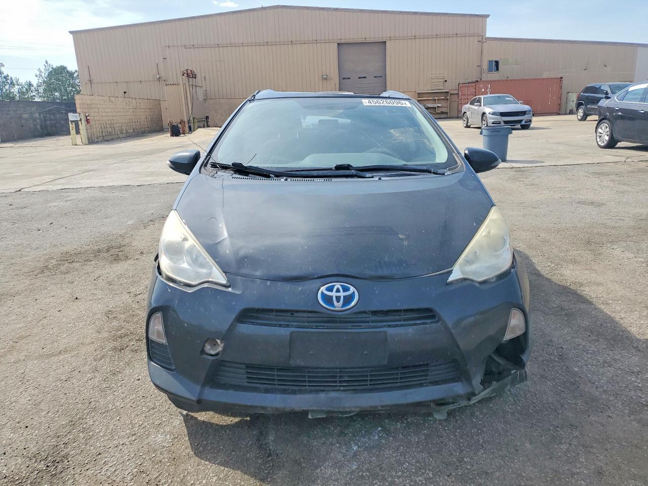 2014 TOYOTA Prius c