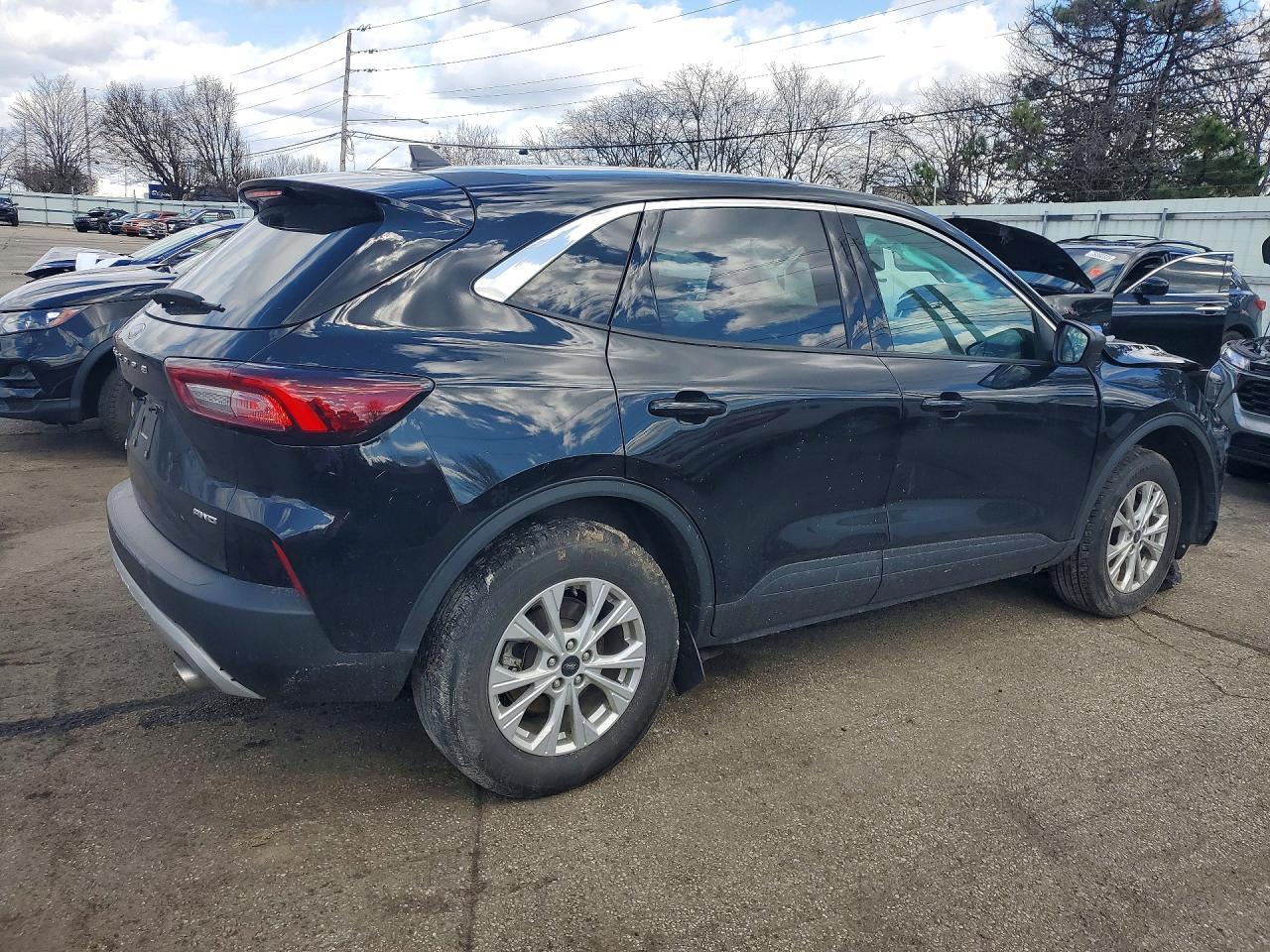 2023 FORD ESCAPE