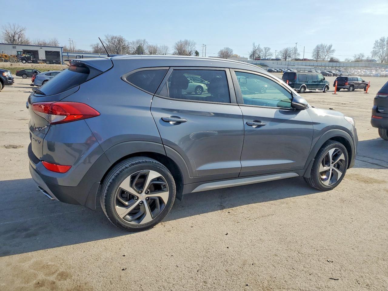 2017 HYUNDAI TUCSON