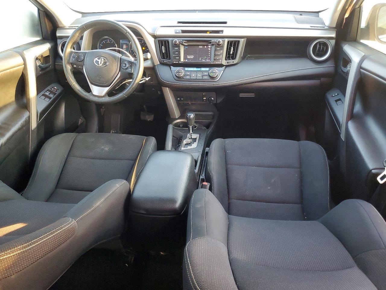2016 TOYOTA RAV4
