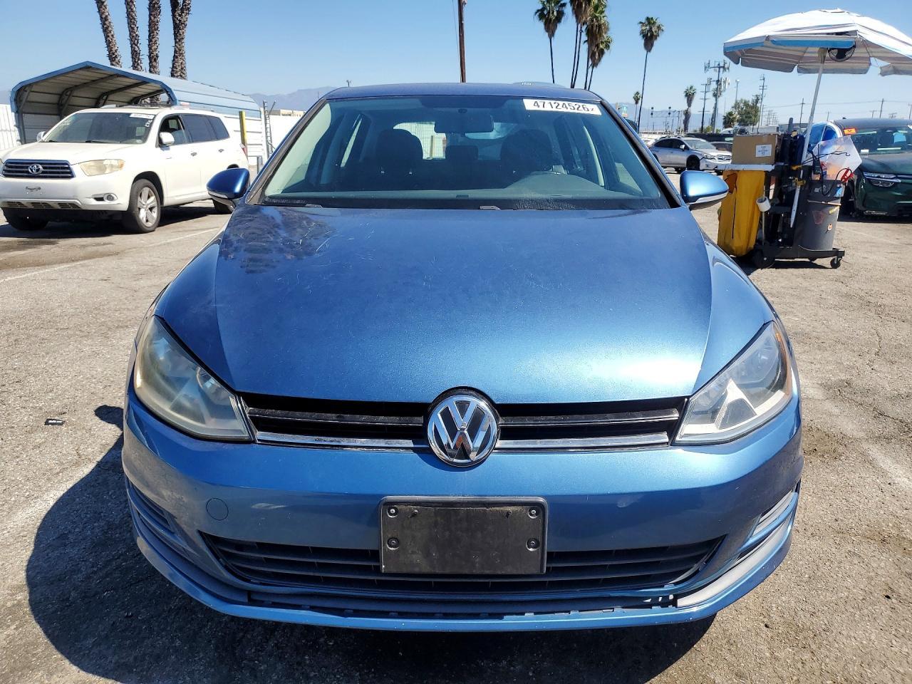 2016 VOLKSWAGEN GOLF