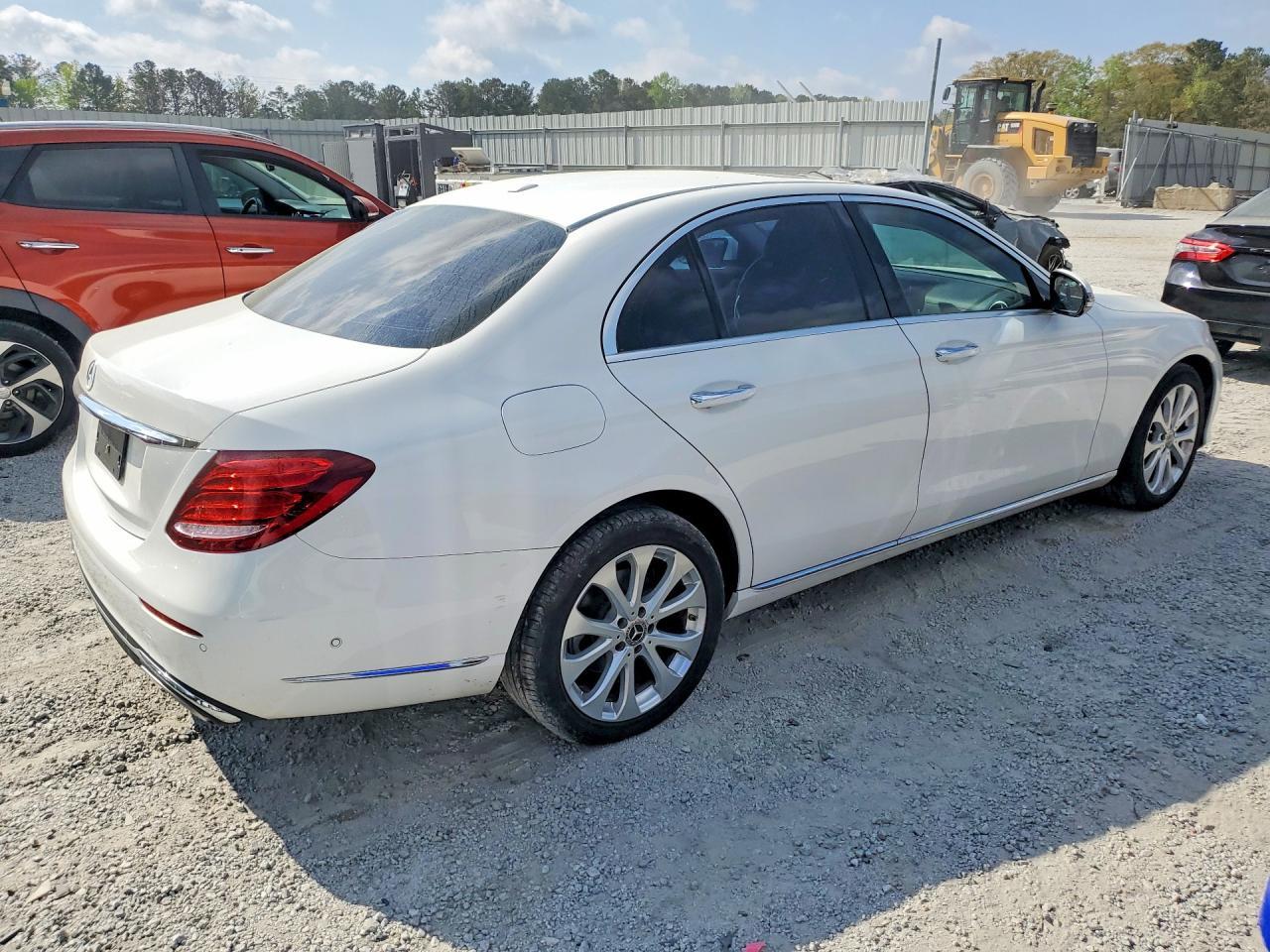 2018 MERCEDES-BENZ E-Class