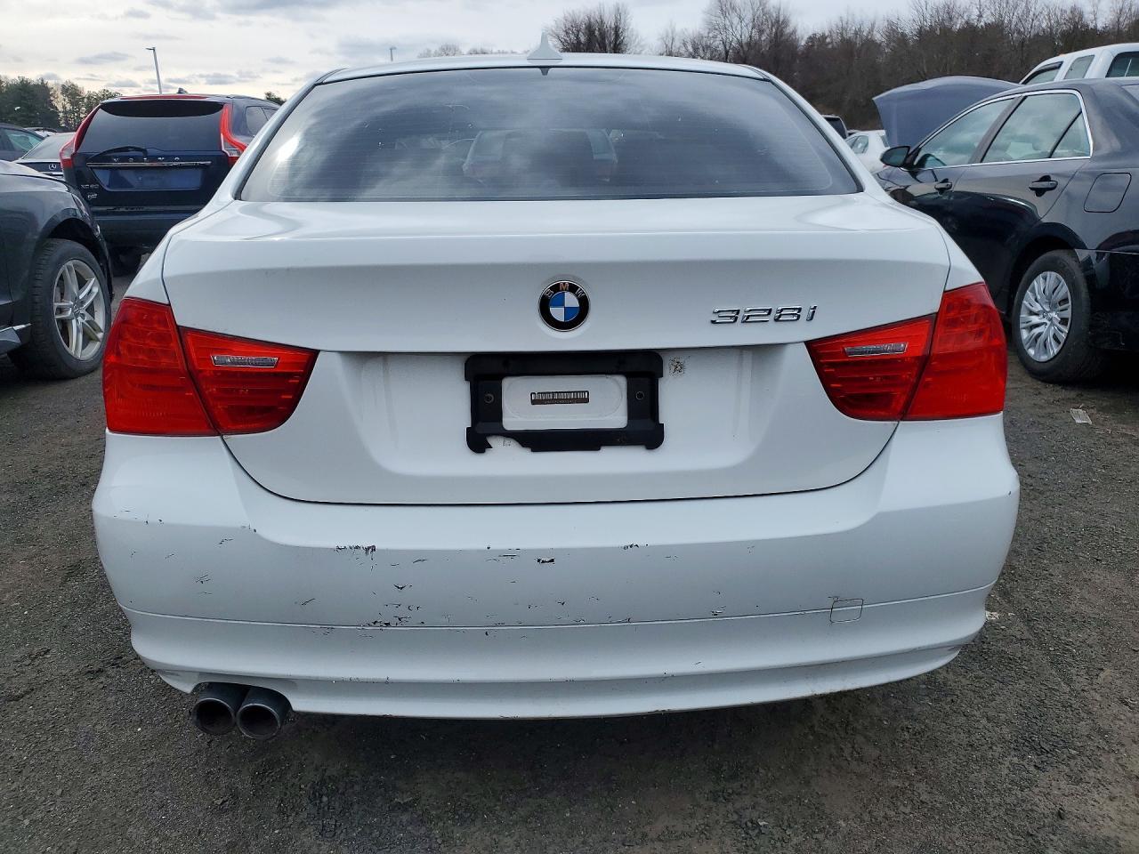 2011 BMW 3 SERIES