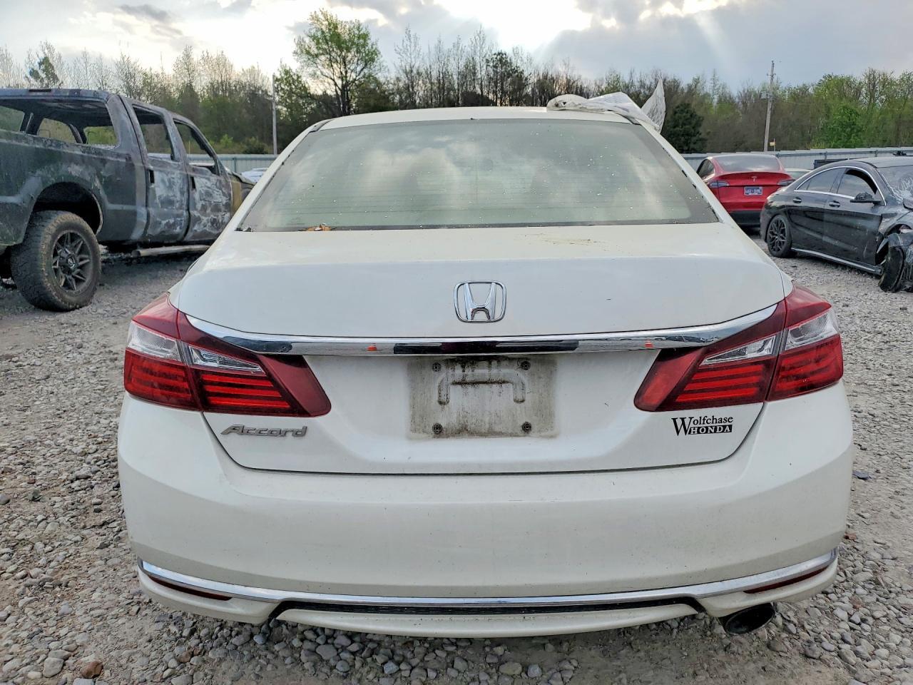 2017 HONDA ACCORD