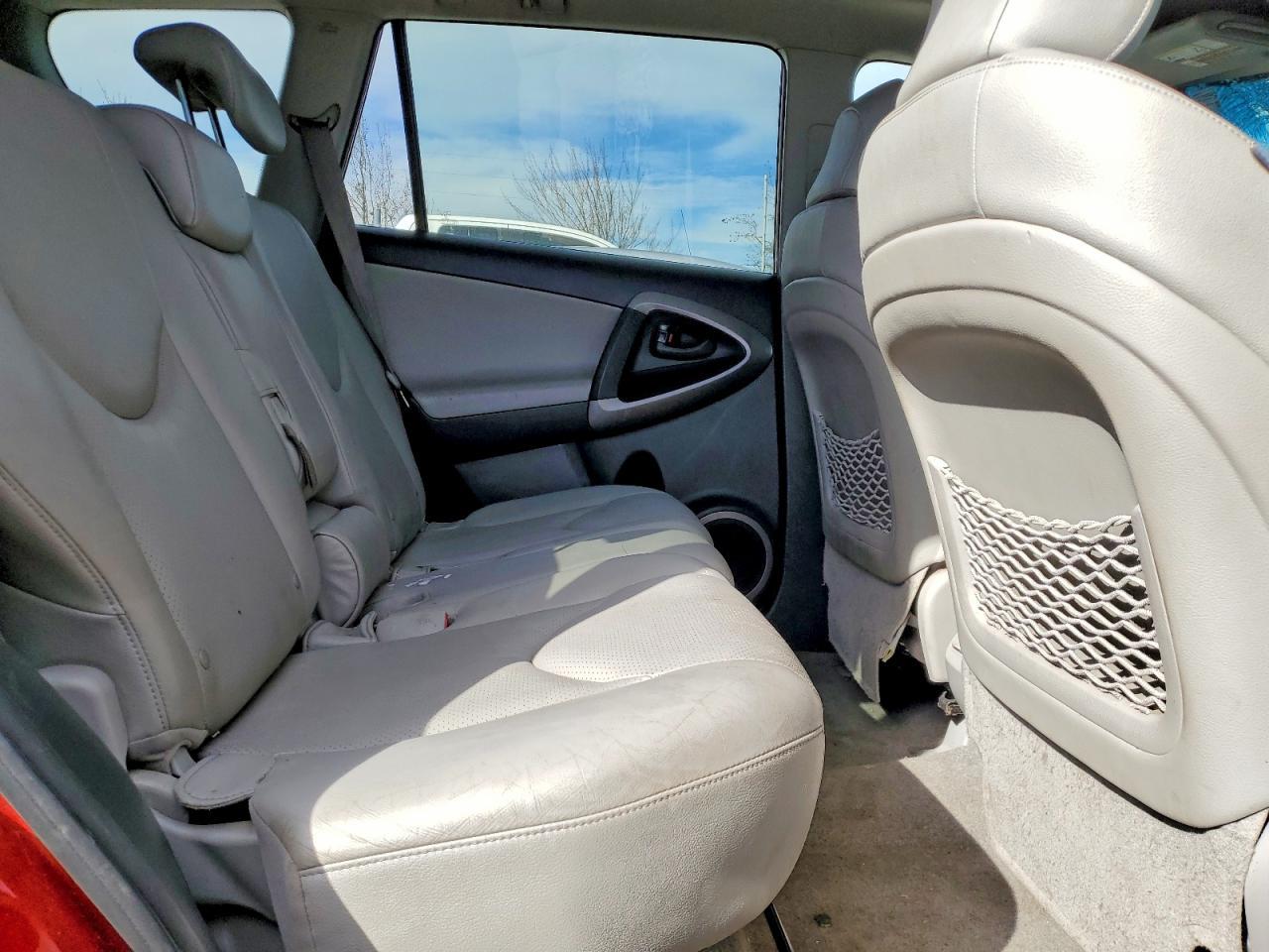 2006 TOYOTA RAV4