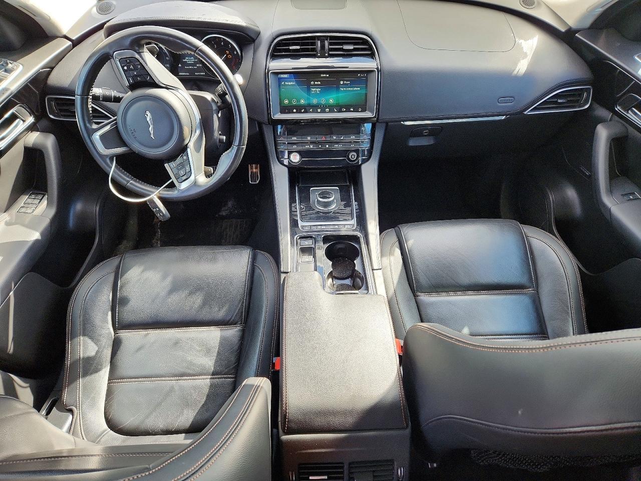 2019 JAGUAR F-Pace