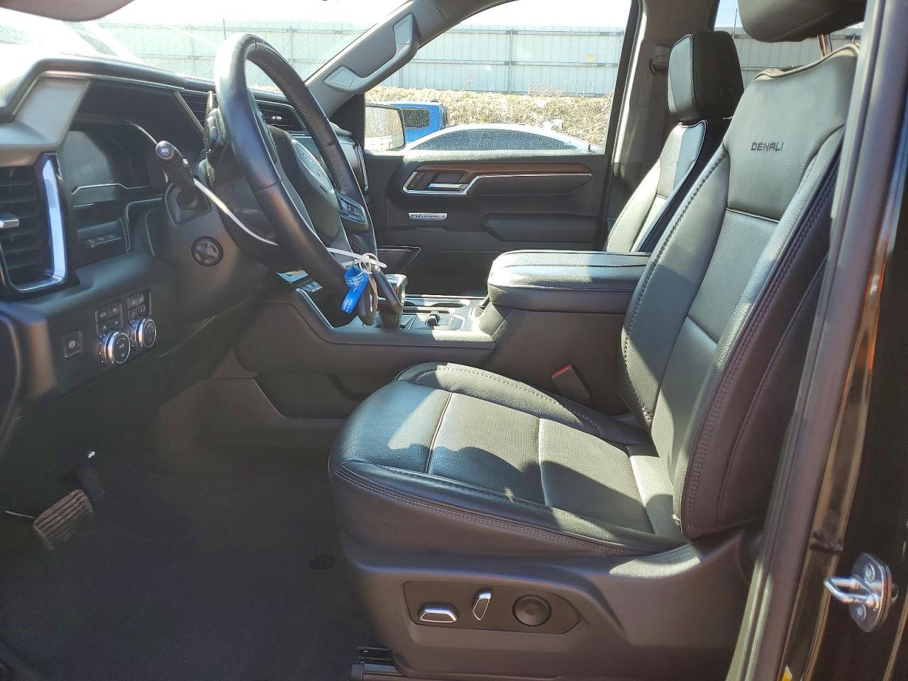 2023 GMC Sierra