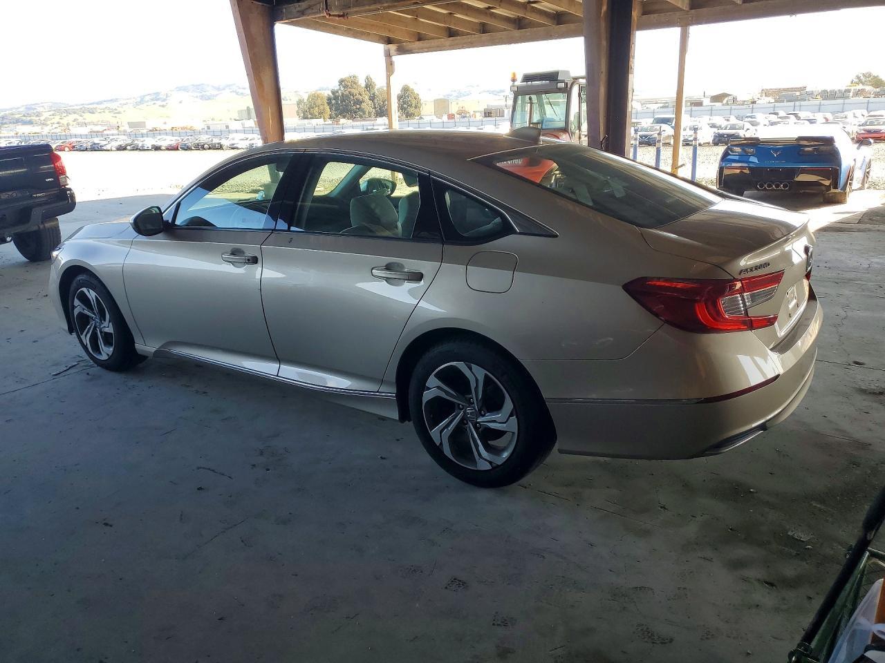 2018 HONDA ACCORD