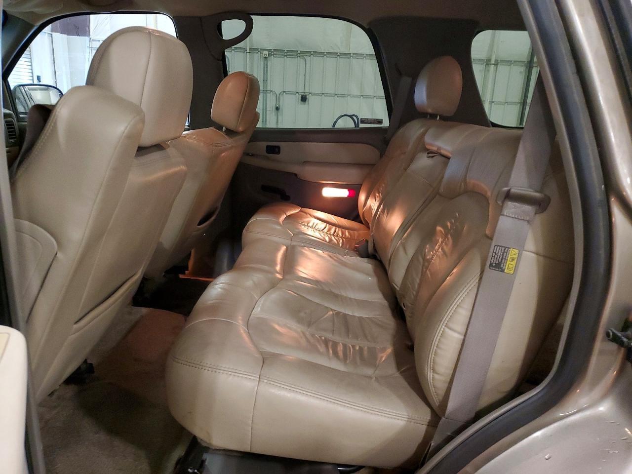 2002 CHEVROLET Tahoe