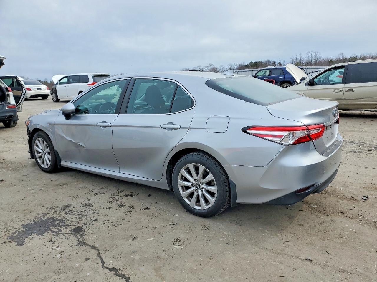 2020 TOYOTA CAMRY