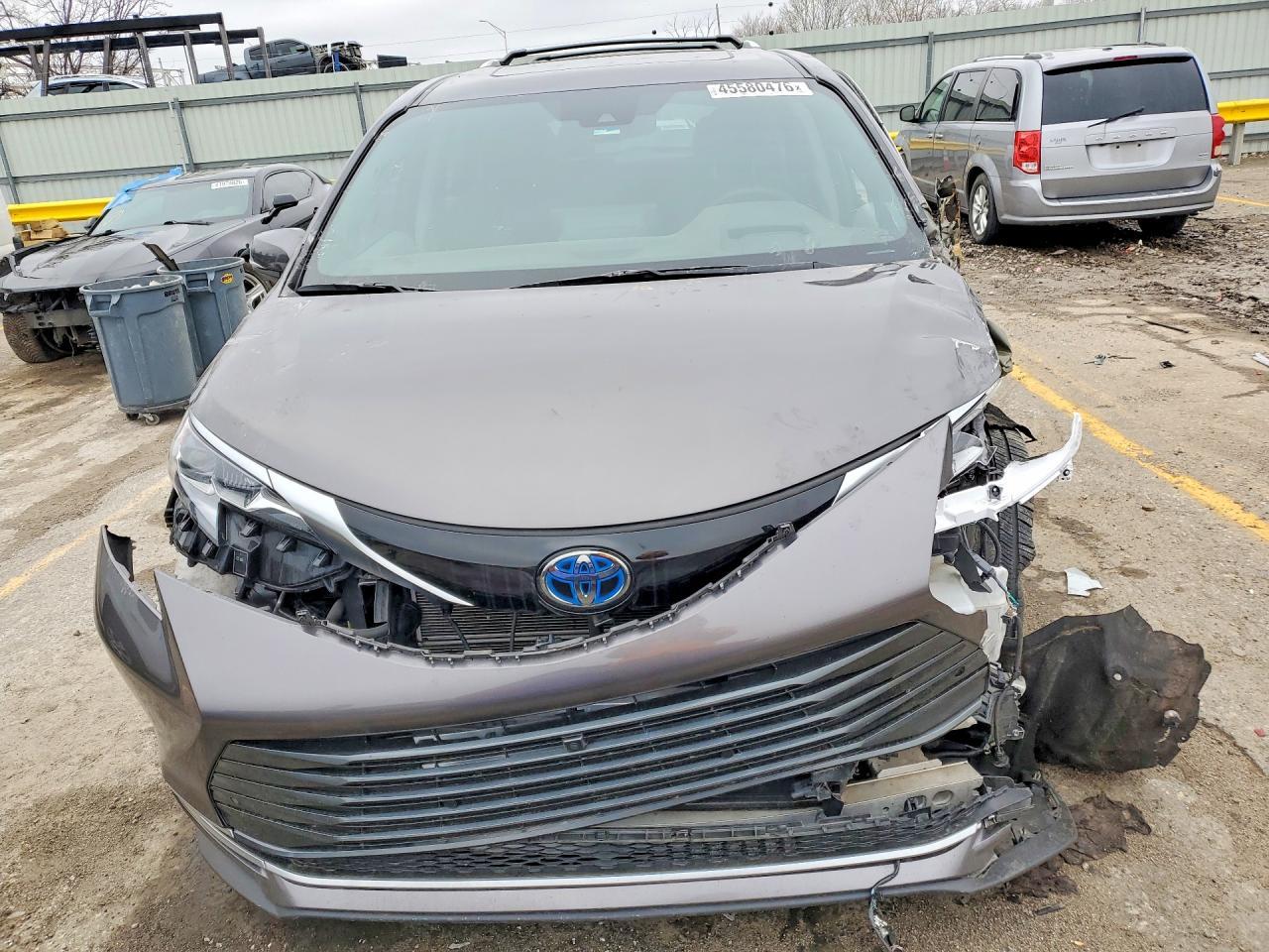2023 TOYOTA SIENNA