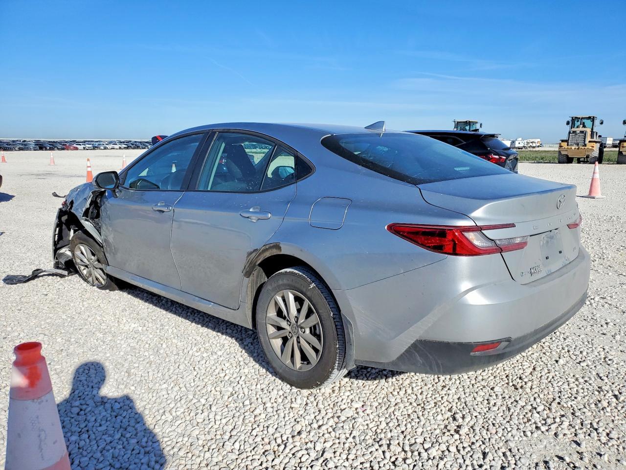 2025 TOYOTA CAMRY