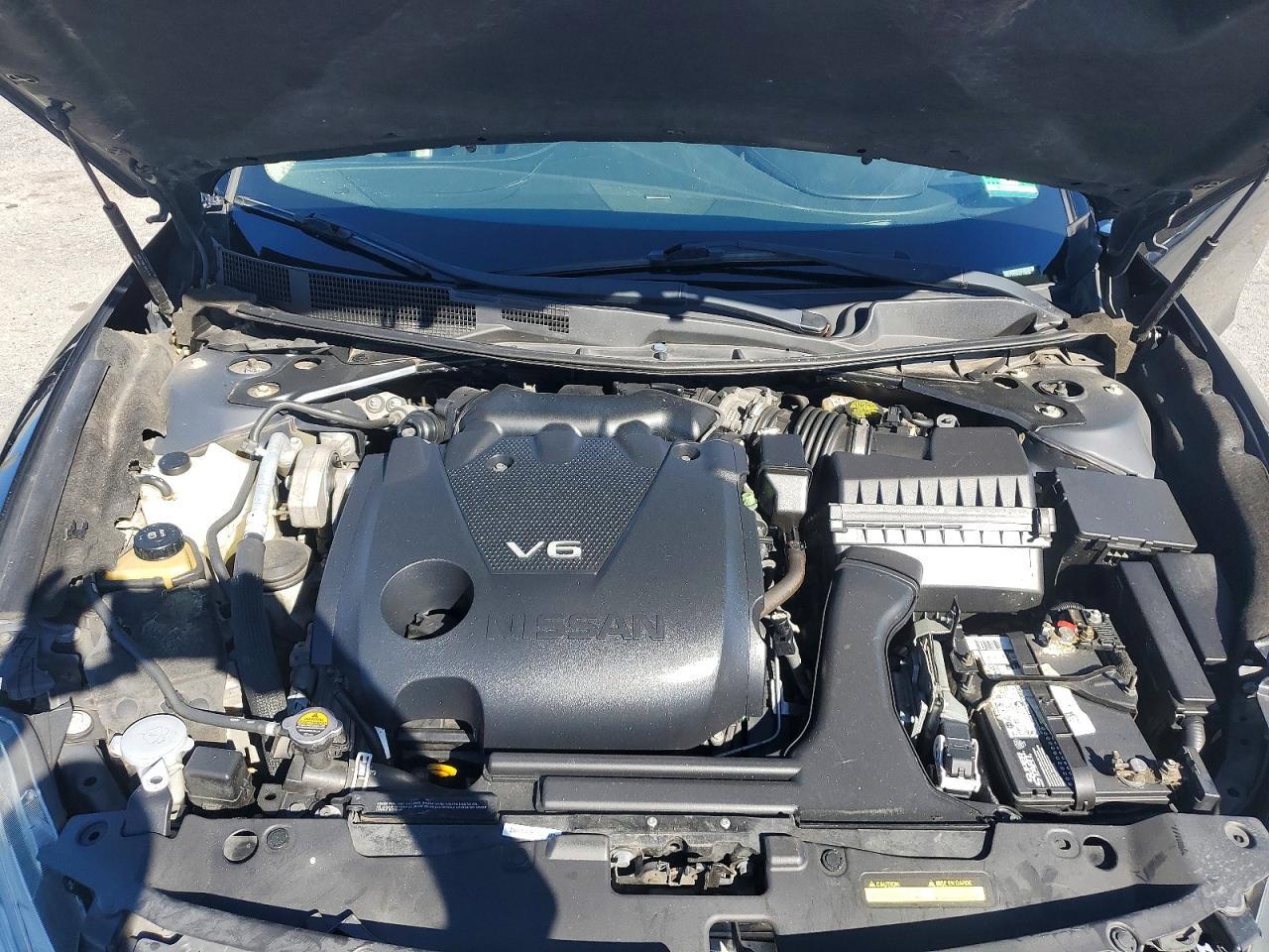 2017 NISSAN Maxima