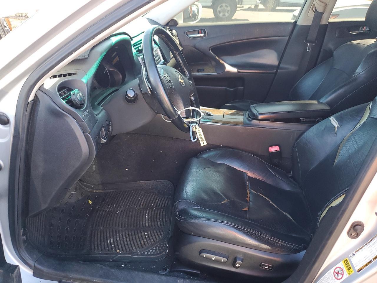 2009 LEXUS IS 250