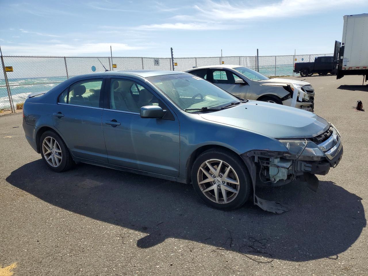2011 FORD FUSION