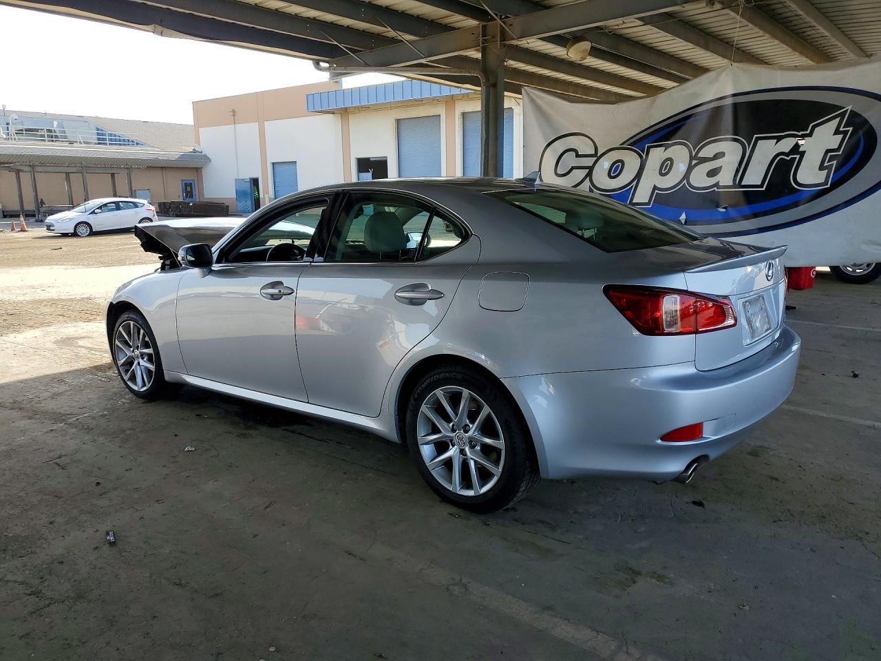 2011 LEXUS IS 250