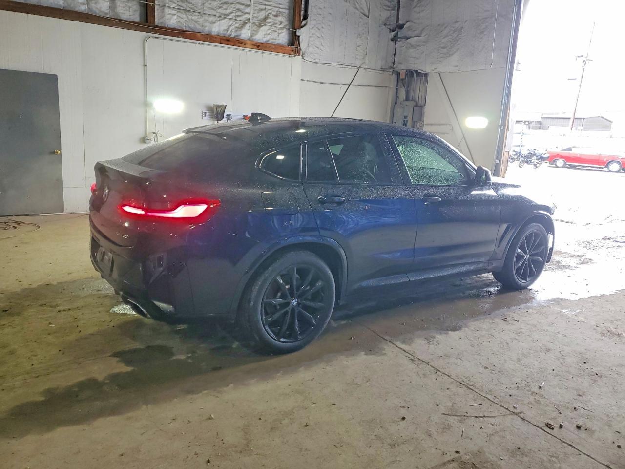 2022 BMW X4