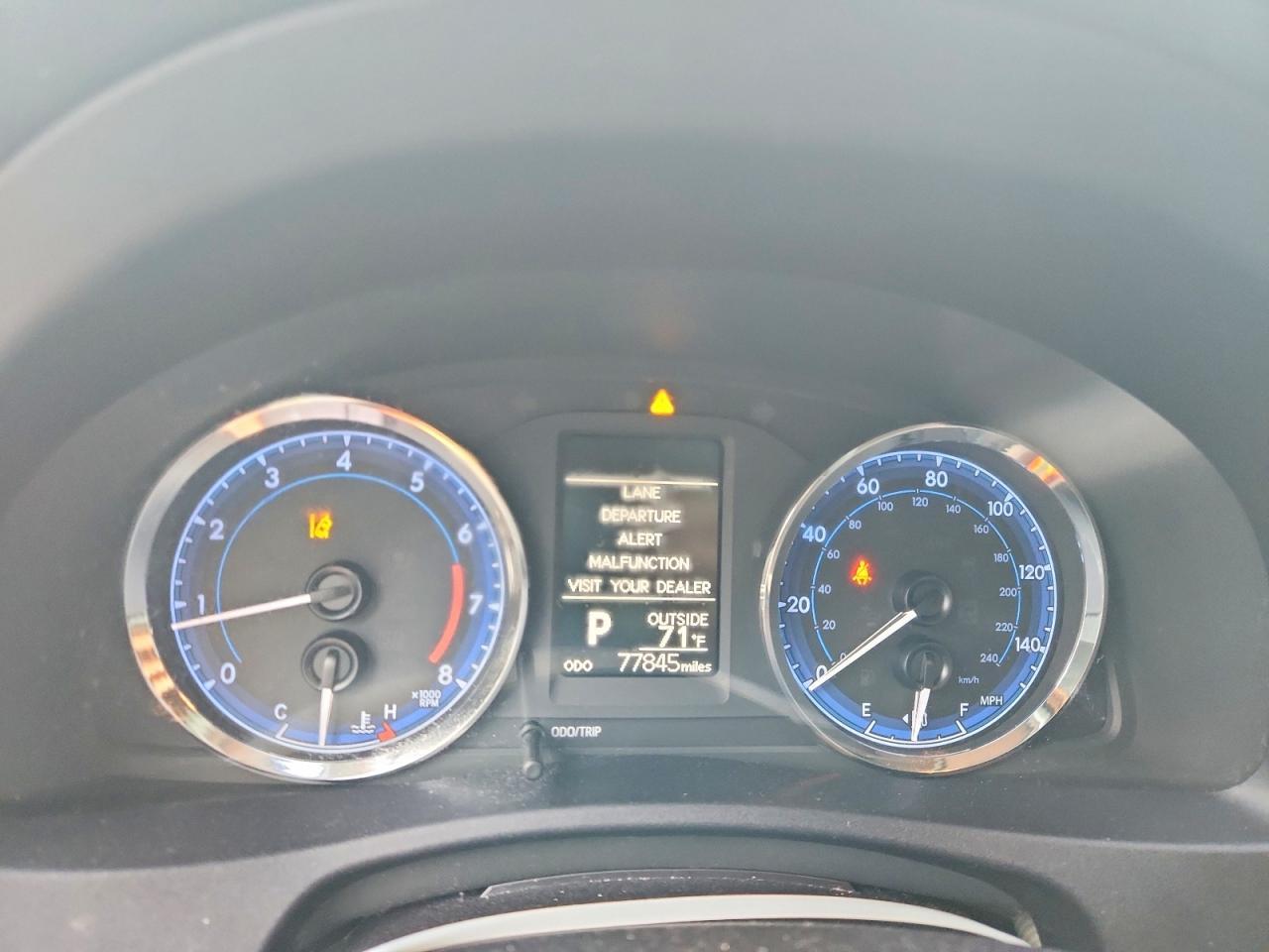 2018 TOYOTA COROLLA