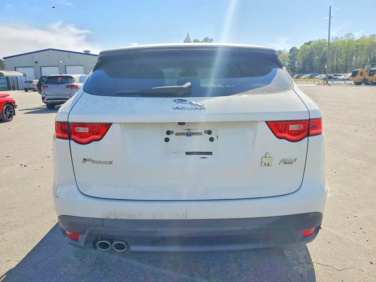 2017 JAGUAR F-Pace
