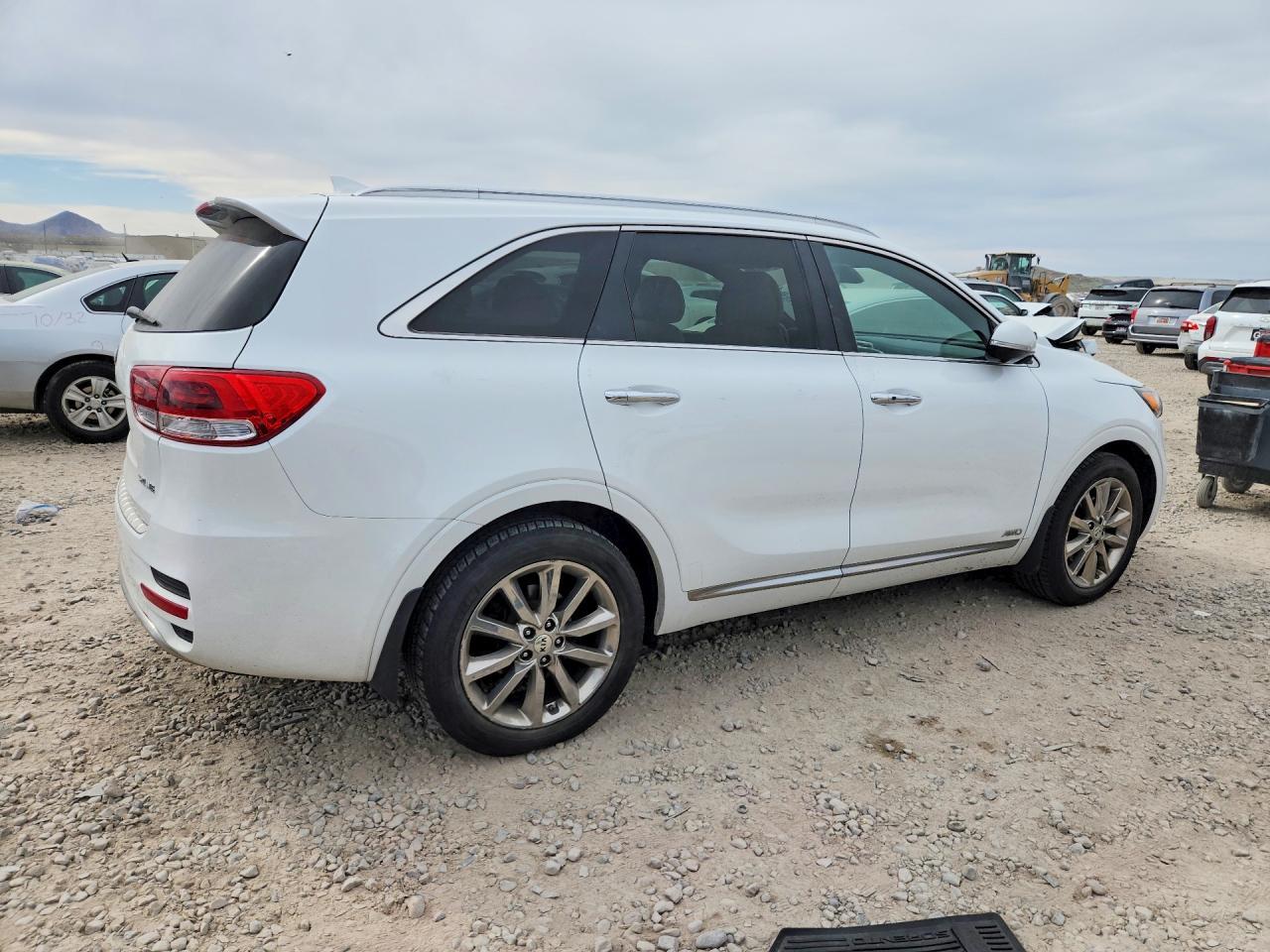 2016 KIA SORENTO