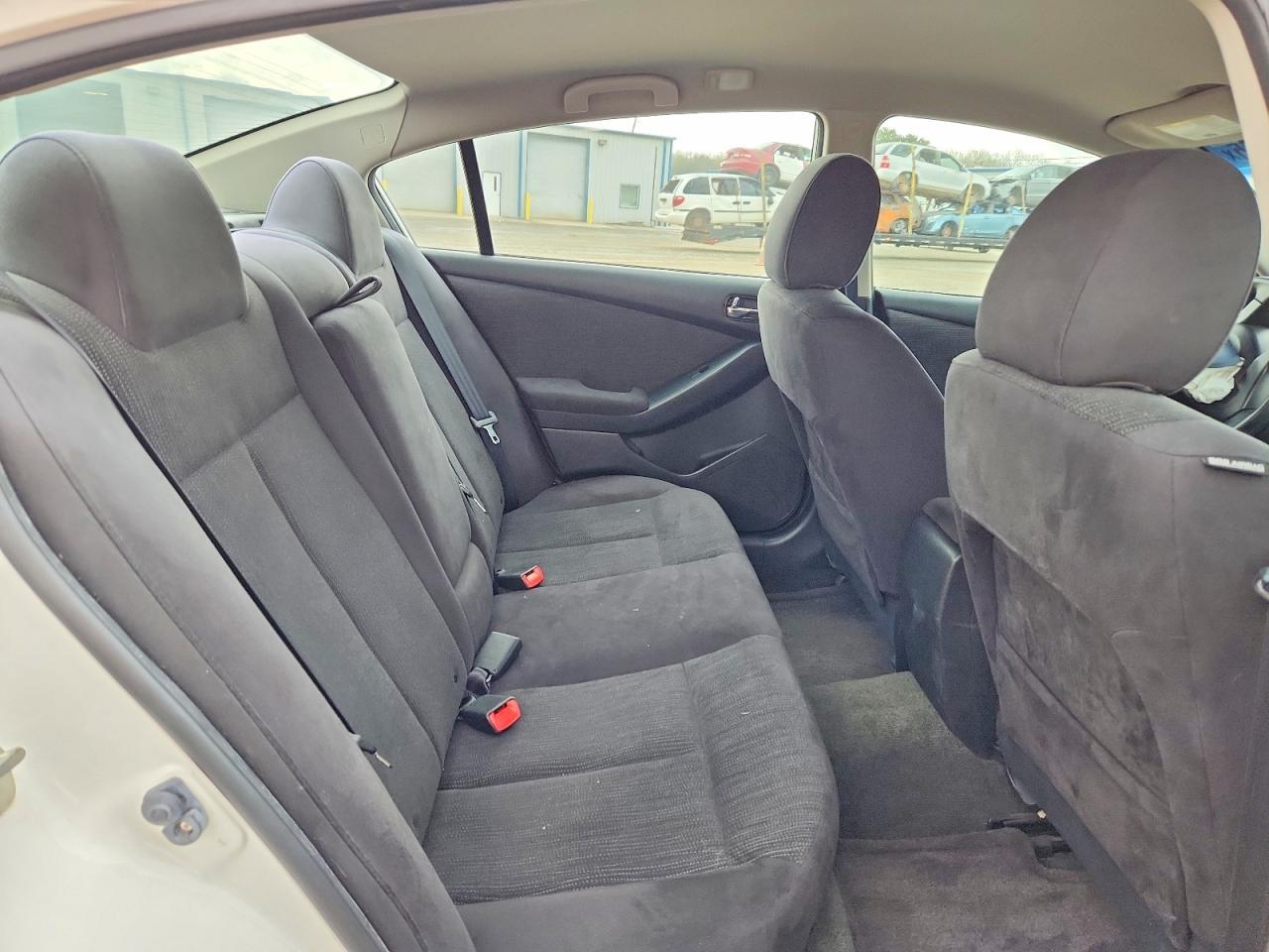 2012 NISSAN ALTIMA