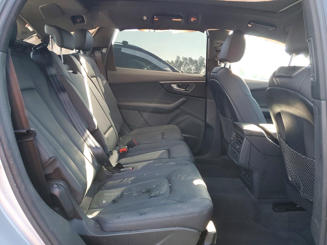 2022 AUDI Q7
