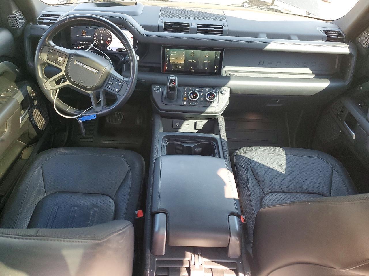 2021 LAND ROVER Defender