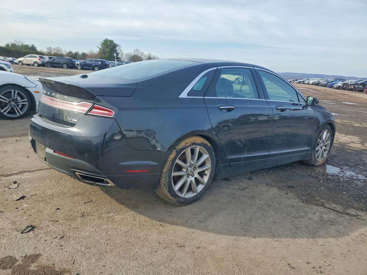 2013 LINCOLN MKZ