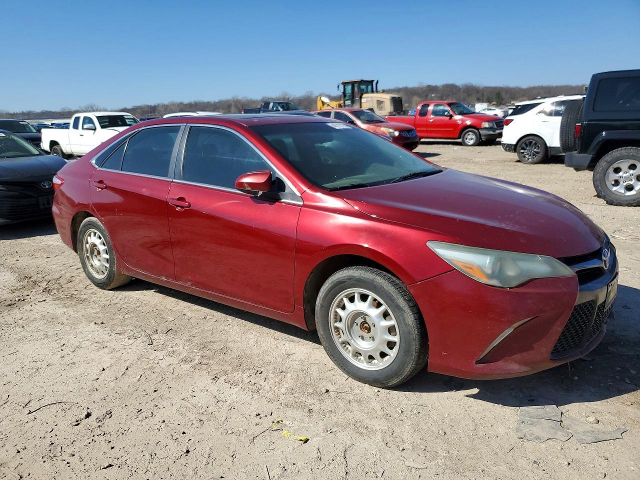 2016 TOYOTA CAMRY