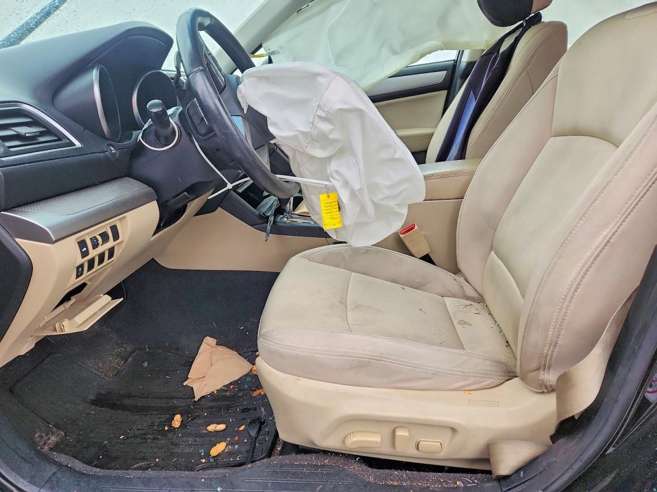 2015 SUBARU Legacy