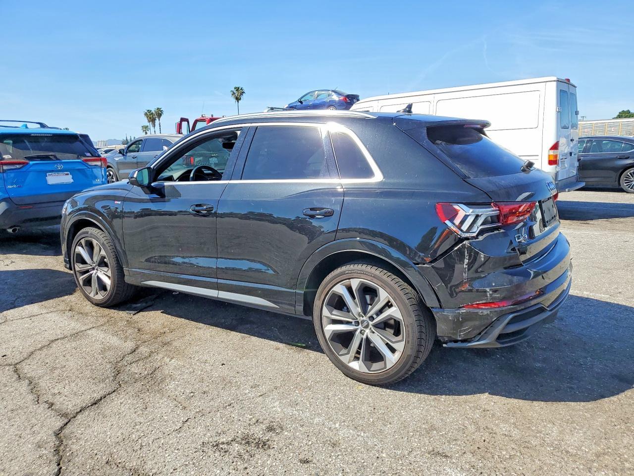 2020 AUDI Q3