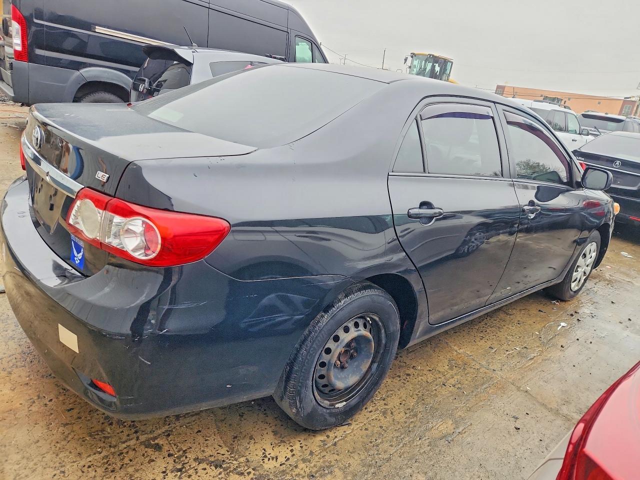 2011 TOYOTA COROLLA