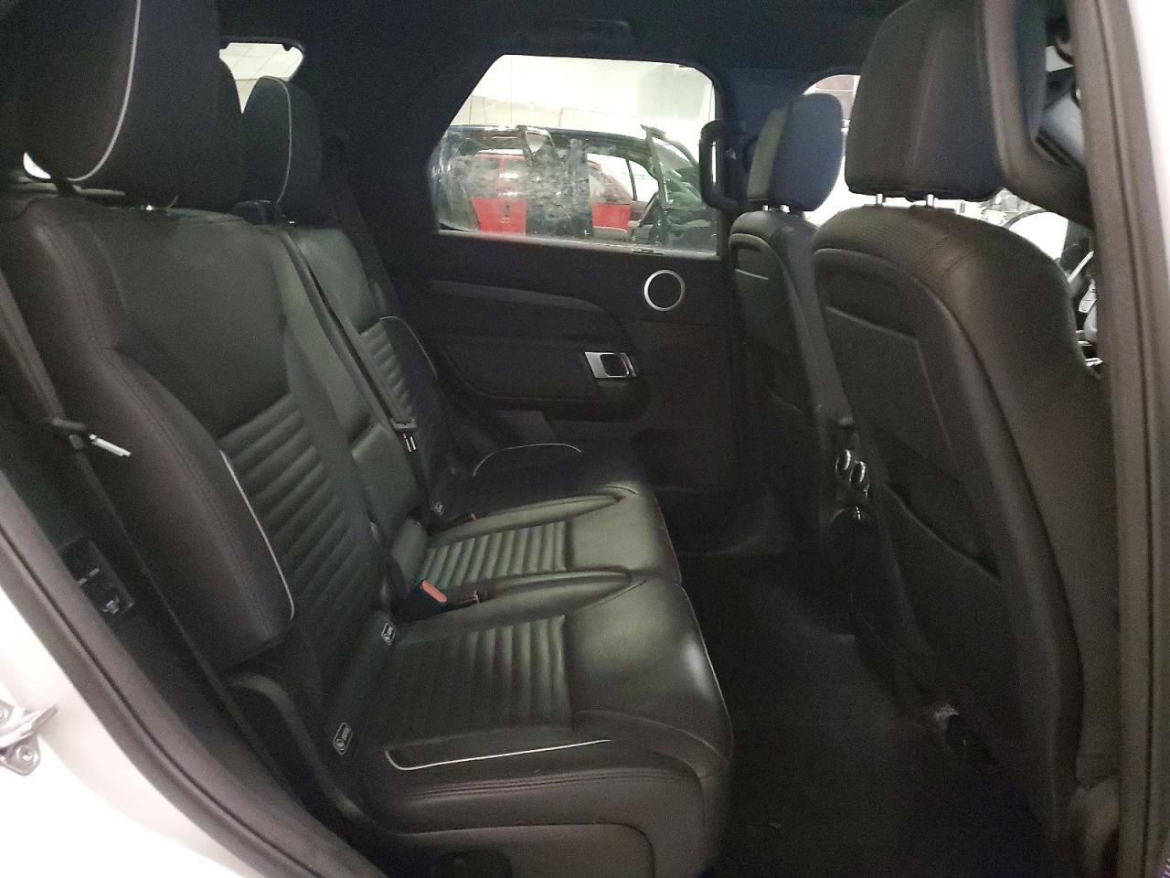2017 LAND ROVER Discovery