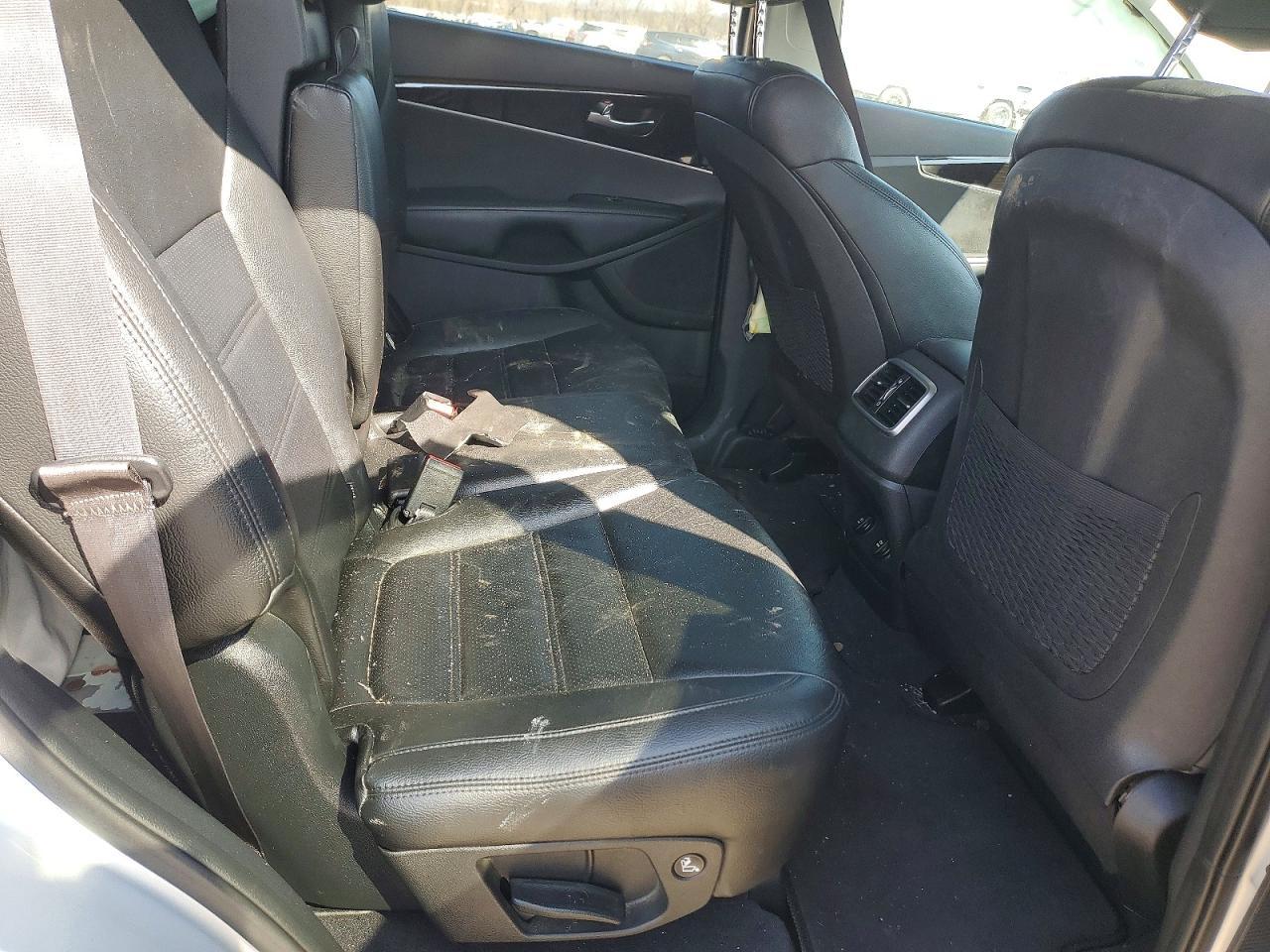 2020 KIA SORENTO