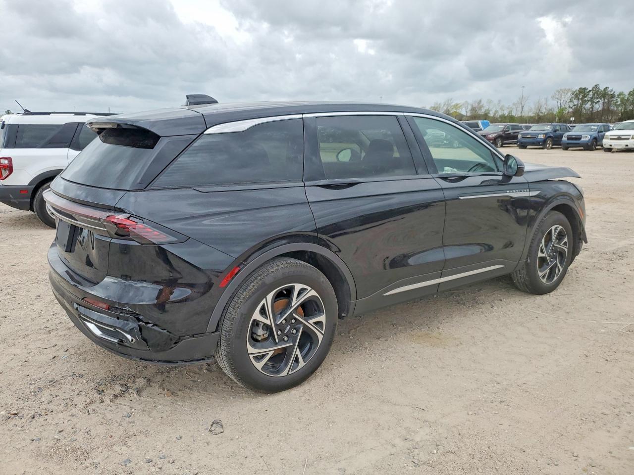 2025 LINCOLN Nautilus