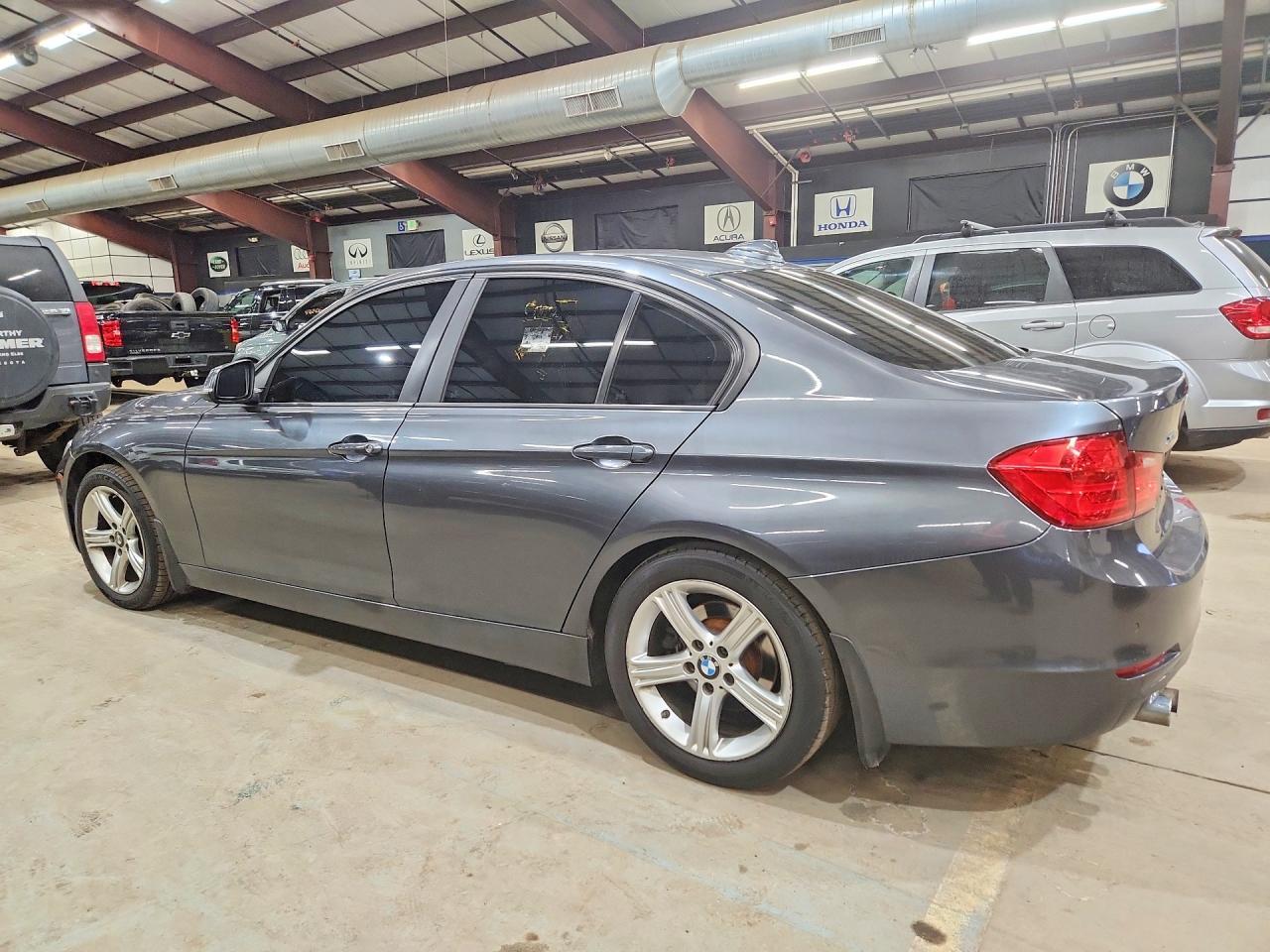 2013 BMW 3 SERIES