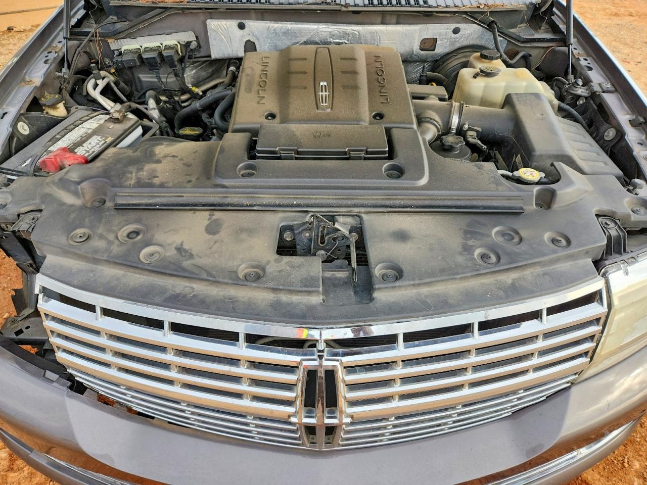 2012 LINCOLN Navigator