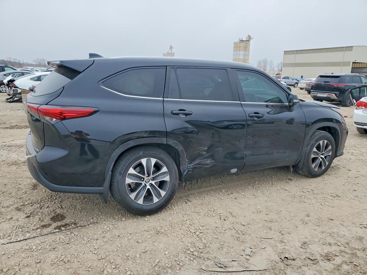 2023 TOYOTA HIGHLANDER