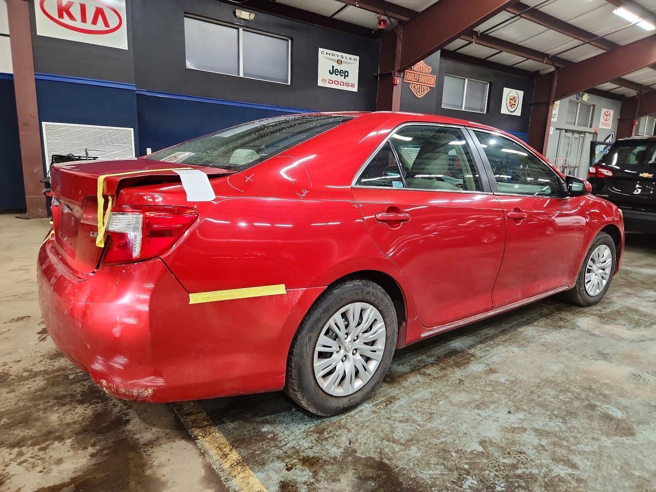 2014 TOYOTA CAMRY