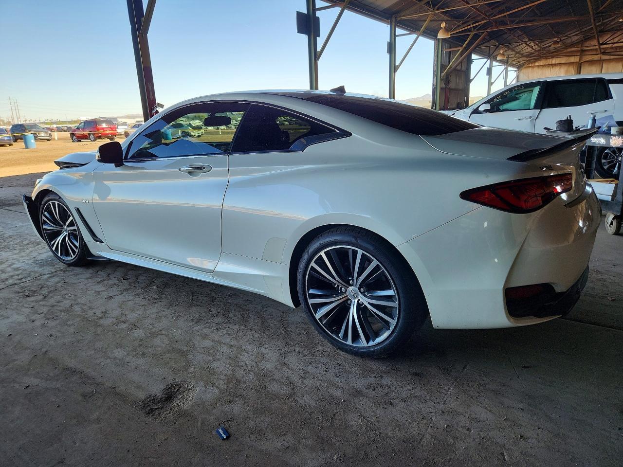 2017 INFINITI Q60