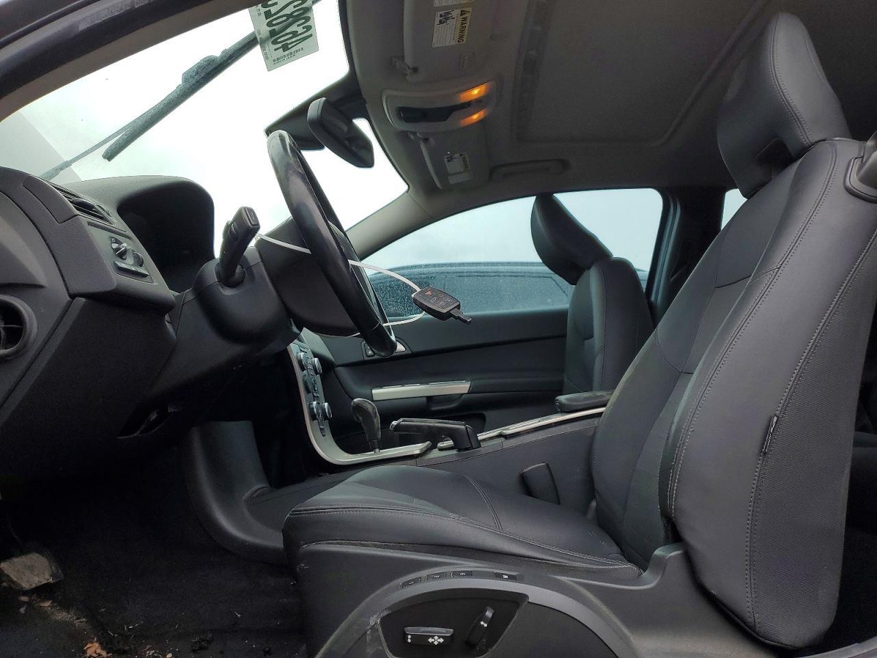2010 VOLVO C30