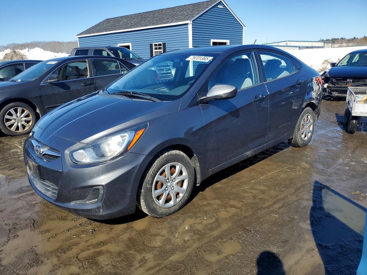 2012 HYUNDAI ACCENT