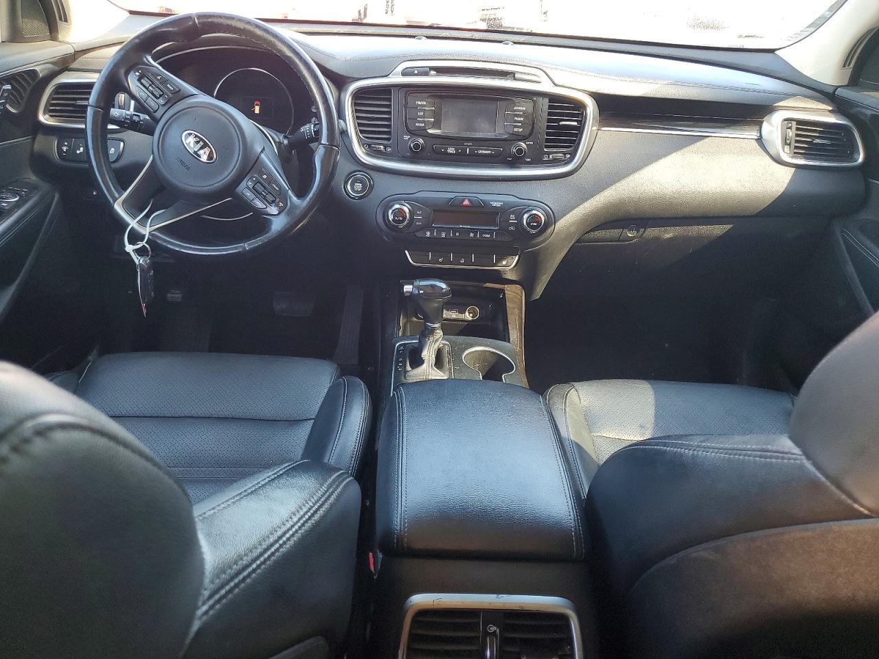 2016 KIA SORENTO