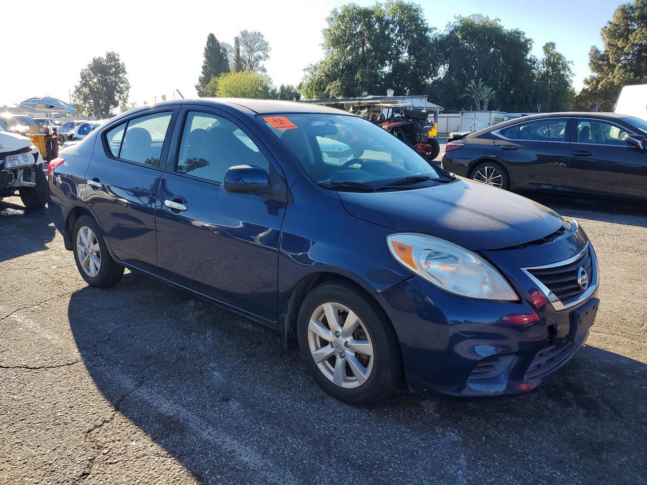 2014 NISSAN VERSA