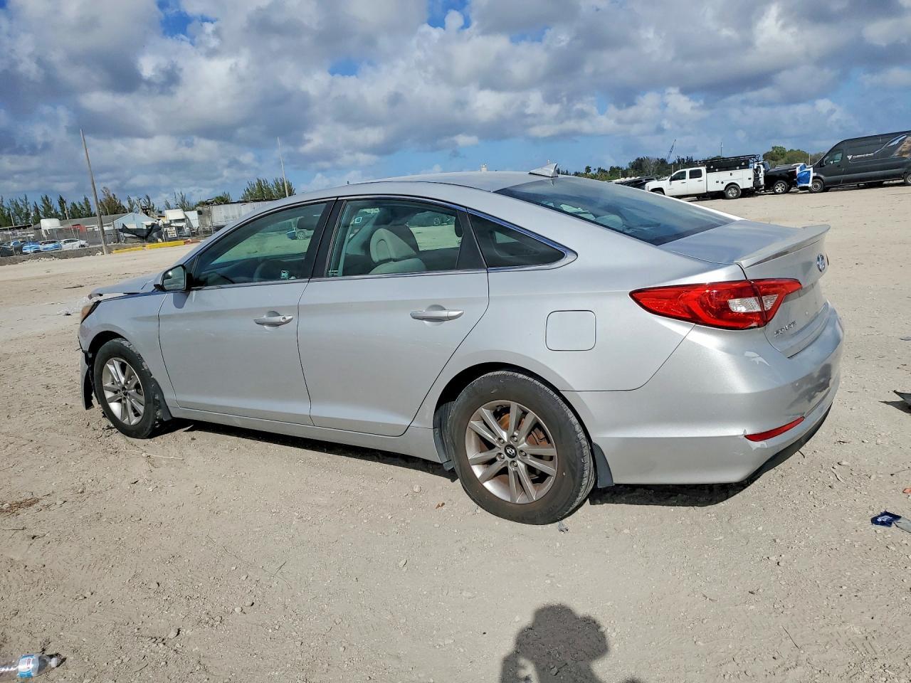 2016 HYUNDAI SONATA