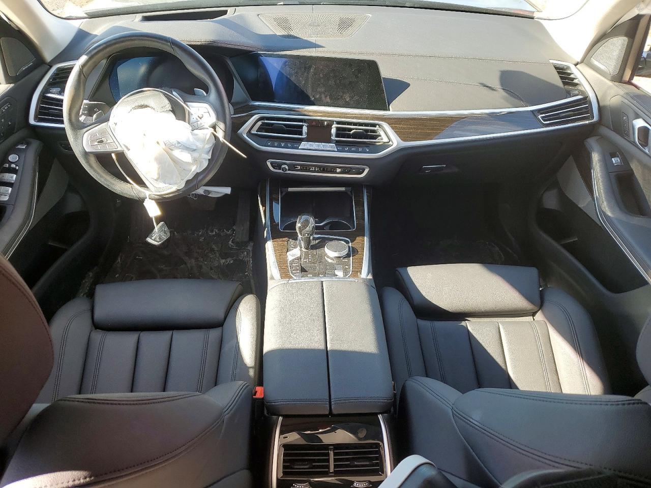 2020 BMW X7