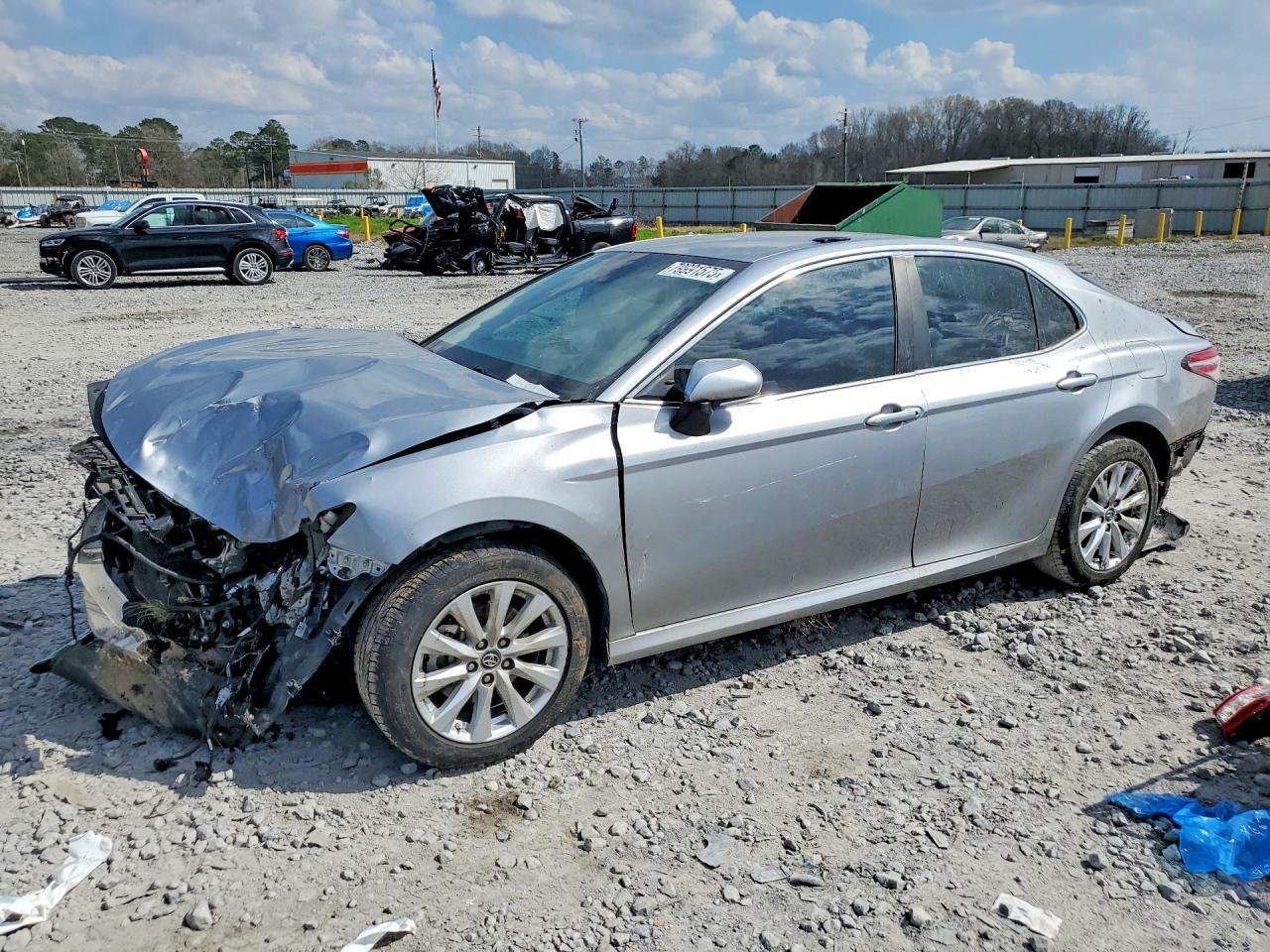 2019 TOYOTA CAMRY