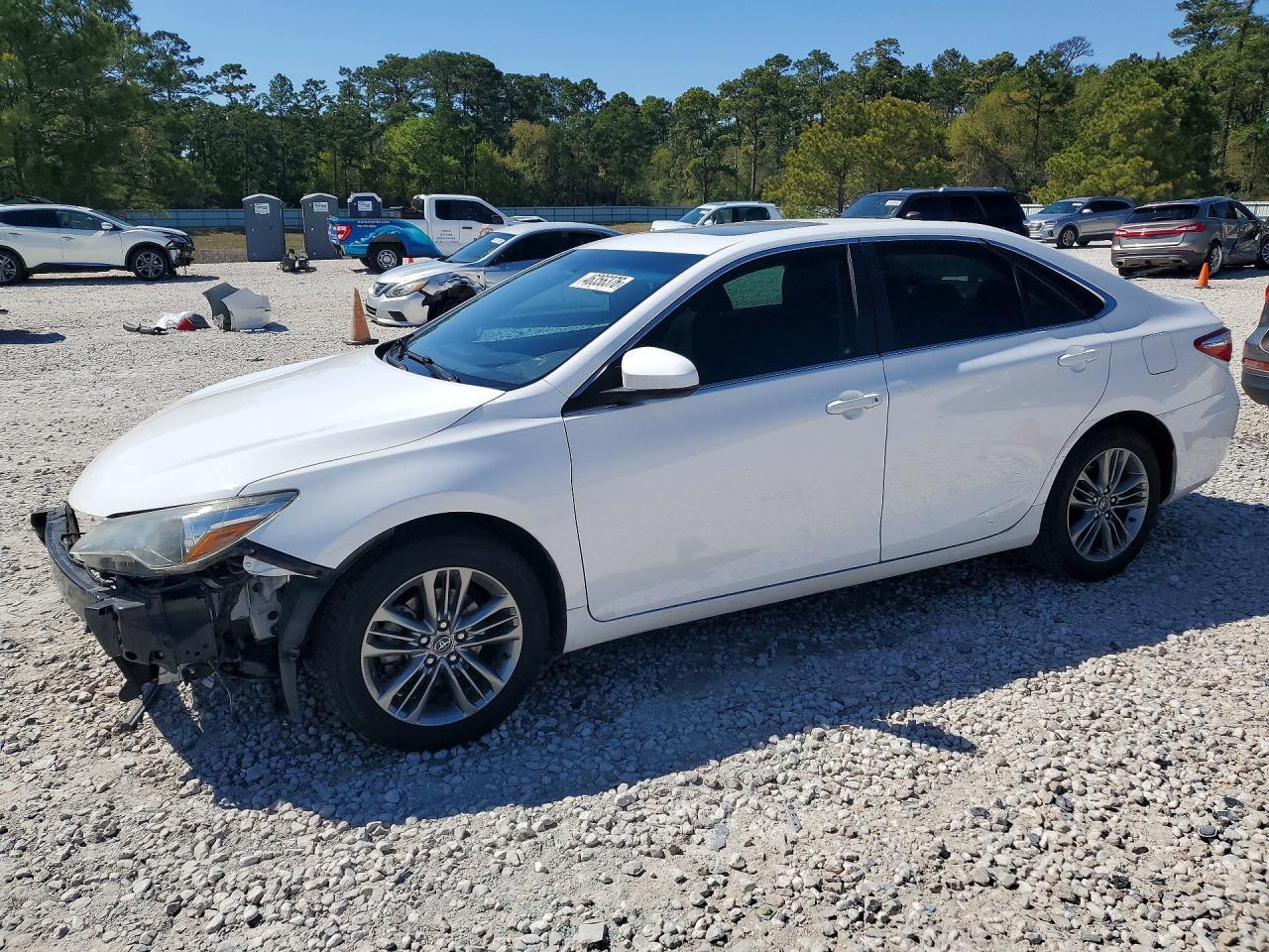 2016 TOYOTA CAMRY