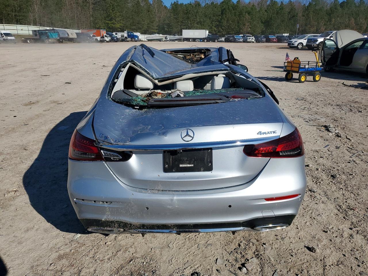 2021 MERCEDES-BENZ E-Class