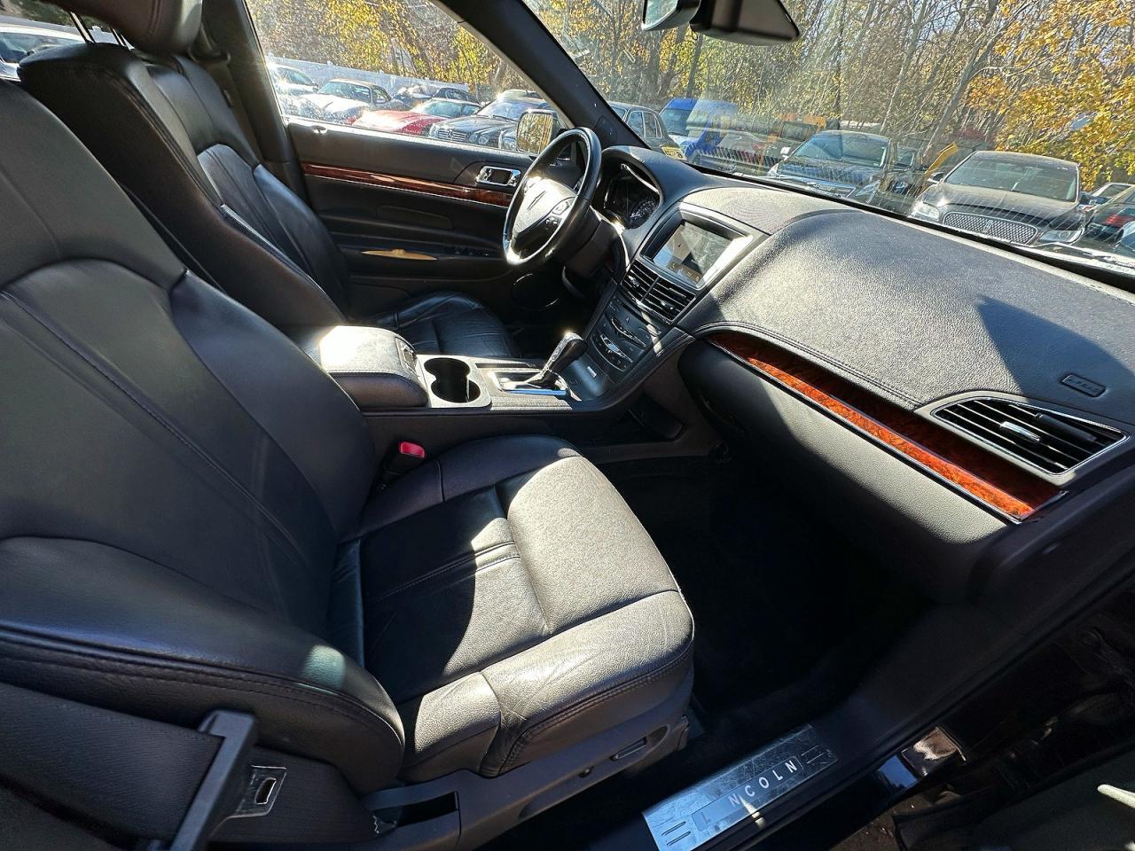 2018 LINCOLN MKT